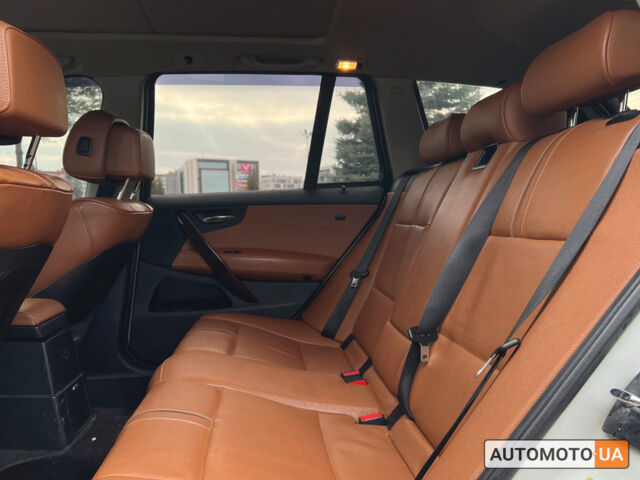 Білий БМВ Х3, об'ємом двигуна 3 л та пробігом 315 тис. км за 10700 $, фото 9 на Automoto.ua