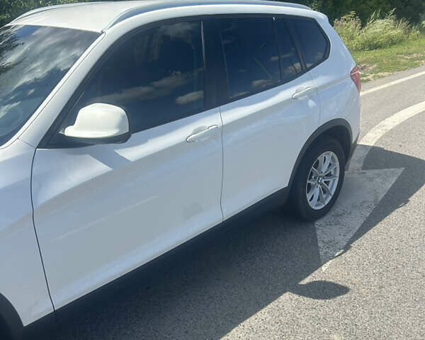 Белый БМВ Х3, объемом двигателя 2 л и пробегом 325 тыс. км за 13300 $, фото 3 на Automoto.ua