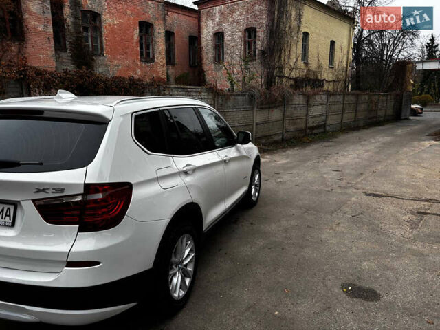 Белый БМВ Х3, объемом двигателя 3 л и пробегом 140 тыс. км за 13500 $, фото 10 на Automoto.ua