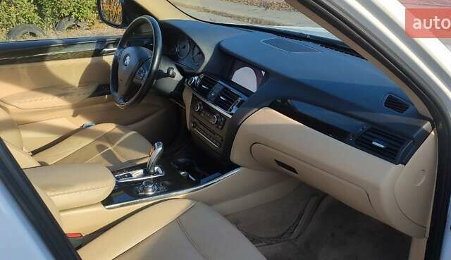БМВ Х3 2011 в Днепре (Днепропетровске) на Automoto.ua Белый БМВ Х3, объемом двигателя 3 л и пробегом 167 тыс. км за 12500 $, фото 6 на Automoto.ua