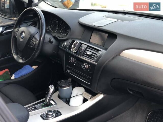 Белый БМВ Х3, объемом двигателя 2 л и пробегом 380 тыс. км за 13650 $, фото 19 на Automoto.ua