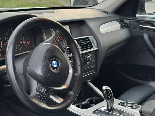 Белый БМВ Х3, объемом двигателя 2 л и пробегом 267 тыс. км за 13500 $, фото 7 на Automoto.ua