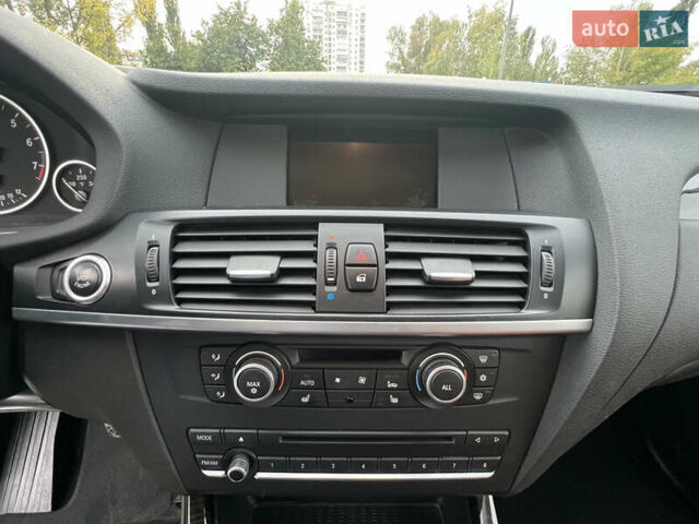 Белый БМВ Х3, объемом двигателя 2.98 л и пробегом 164 тыс. км за 12900 $, фото 13 на Automoto.ua