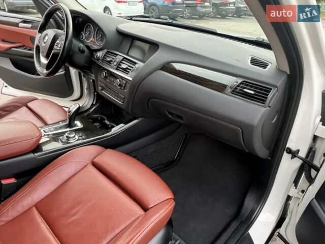 Белый БМВ Х3, объемом двигателя 2.98 л и пробегом 164 тыс. км за 12900 $, фото 16 на Automoto.ua