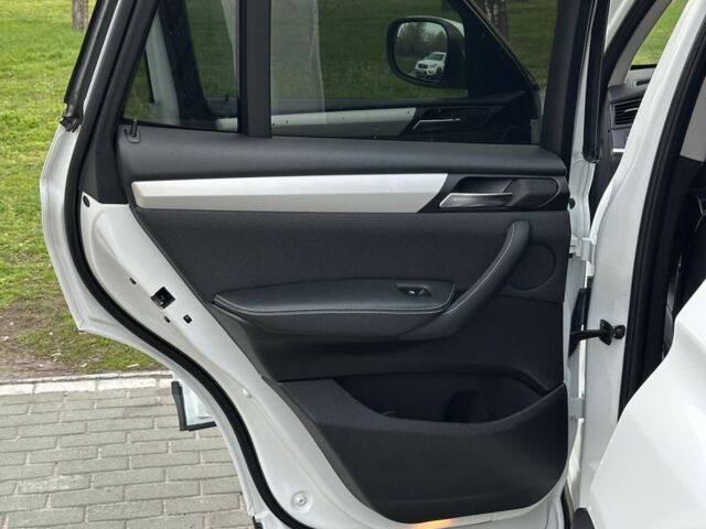 Белый БМВ Х3, объемом двигателя 2 л и пробегом 267 тыс. км за 13500 $, фото 9 на Automoto.ua