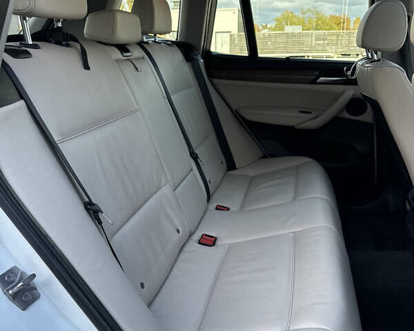 БМВ Х3 2011 у Києві на Automoto.ua Білий БМВ Х3, об'ємом двигуна 3 л та пробігом 119 тис. км за 15500 $, фото 28 на Automoto.ua