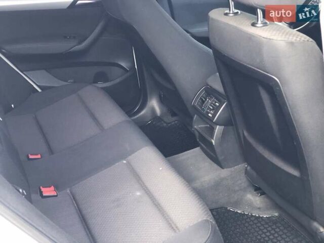 Белый БМВ Х3, объемом двигателя 2 л и пробегом 380 тыс. км за 13650 $, фото 14 на Automoto.ua