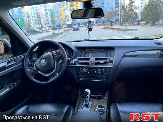 Білий БМВ Х3, об'ємом двигуна 3 л та пробігом 240 тис. км за 14000 $, фото 10 на Automoto.ua