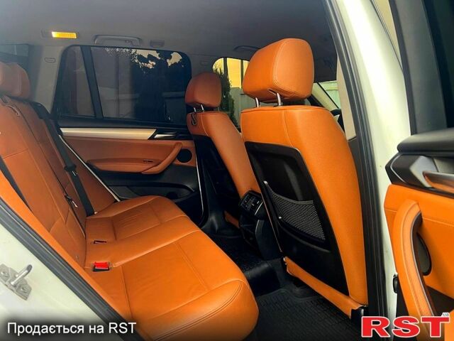 Белый БМВ Х3, объемом двигателя 2 л и пробегом 280 тыс. км за 15000 $, фото 3 на Automoto.ua