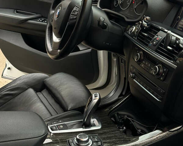 Белый БМВ Х3, объемом двигателя 3 л и пробегом 132 тыс. км за 14700 $, фото 21 на Automoto.ua