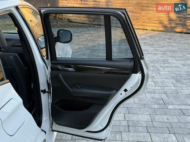 Белый БМВ Х3, объемом двигателя 2 л и пробегом 308 тыс. км за 15000 $, фото 30 на Automoto.ua