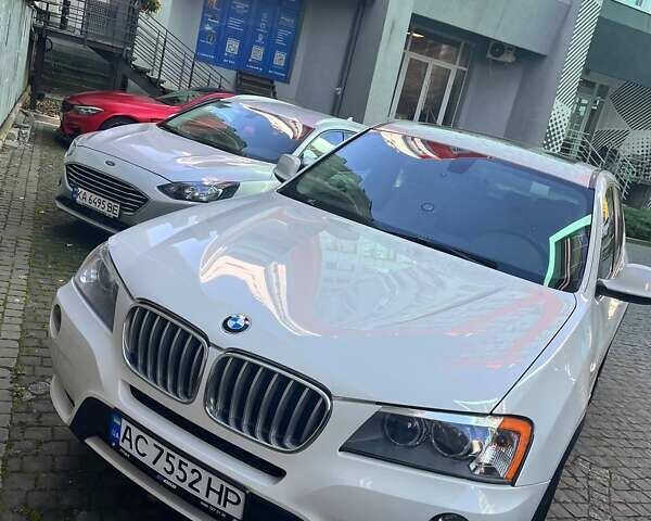Белый БМВ Х3, объемом двигателя 2 л и пробегом 232 тыс. км за 14000 $, фото 6 на Automoto.ua