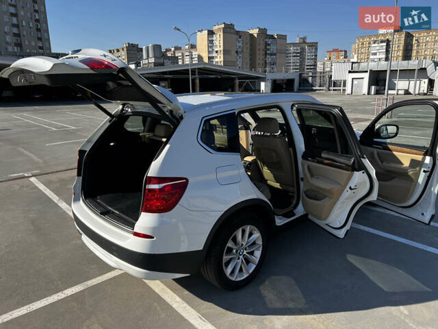 Белый БМВ Х3, объемом двигателя 3 л и пробегом 188 тыс. км за 12900 $, фото 15 на Automoto.ua