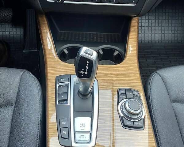 Белый БМВ Х3, объемом двигателя 2 л и пробегом 230 тыс. км за 12800 $, фото 6 на Automoto.ua