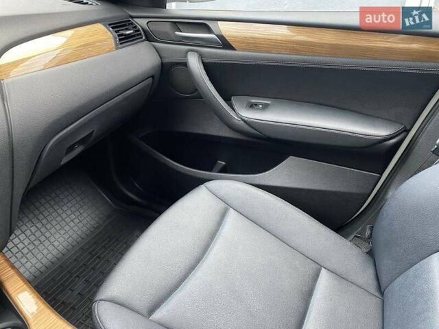 Белый БМВ Х3, объемом двигателя 2 л и пробегом 230 тыс. км за 12800 $, фото 8 на Automoto.ua