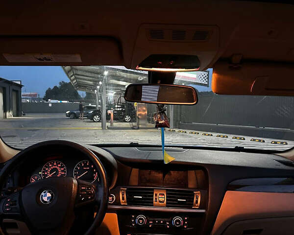 Белый БМВ Х3, объемом двигателя 2 л и пробегом 290 тыс. км за 10500 $, фото 14 на Automoto.ua