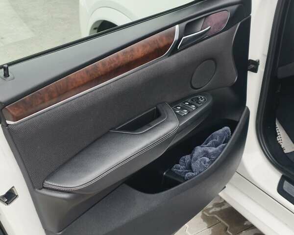 Белый БМВ Х3, объемом двигателя 2 л и пробегом 199 тыс. км за 17200 $, фото 13 на Automoto.ua