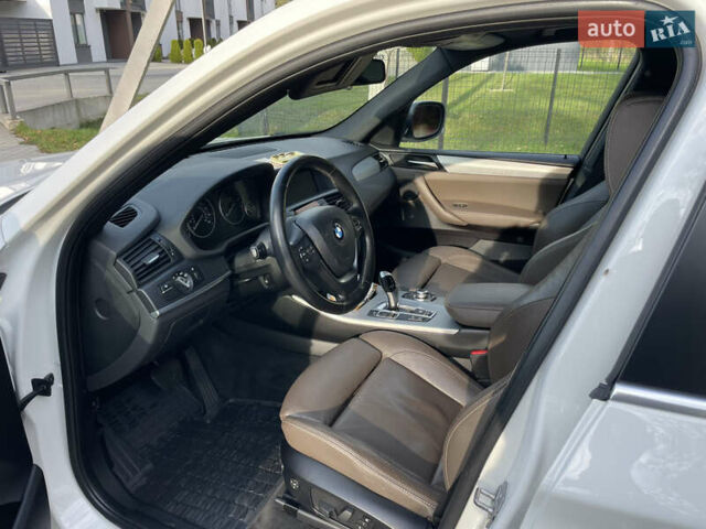Білий БМВ Х3, об'ємом двигуна 2 л та пробігом 177 тис. км за 13700 $, фото 6 на Automoto.ua