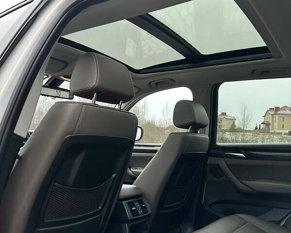 Білий БМВ Х3, об'ємом двигуна 2 л та пробігом 100 тис. км за 14500 $, фото 12 на Automoto.ua
