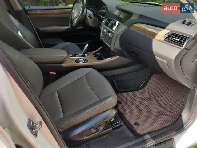 Белый БМВ Х3, объемом двигателя 2 л и пробегом 191 тыс. км за 16000 $, фото 5 на Automoto.ua