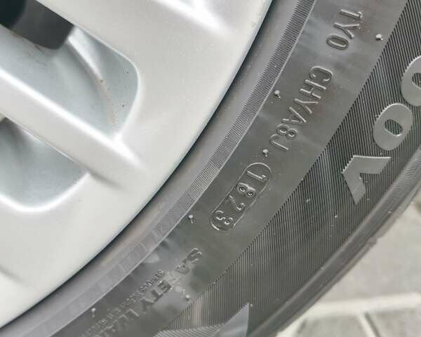 Белый БМВ Х3, объемом двигателя 2 л и пробегом 199 тыс. км за 17200 $, фото 18 на Automoto.ua