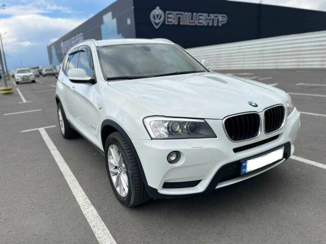 Белый БМВ Х3, объемом двигателя 2 л и пробегом 270 тыс. км за 14500 $, фото 2 на Automoto.ua