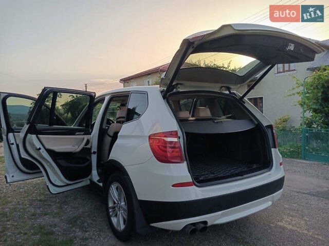 Білий БМВ Х3, об'ємом двигуна 2 л та пробігом 294 тис. км за 10500 $, фото 14 на Automoto.ua