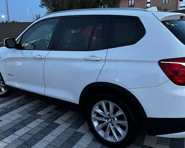 Белый БМВ Х3, объемом двигателя 2 л и пробегом 290 тыс. км за 10500 $, фото 7 на Automoto.ua