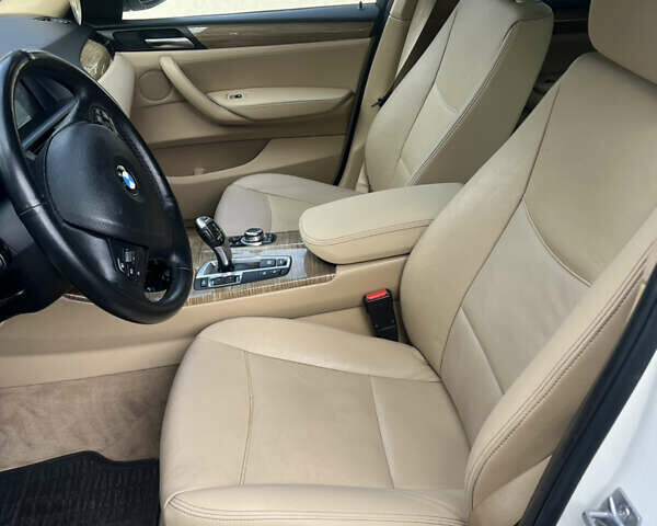 Белый БМВ Х3, объемом двигателя 2 л и пробегом 166 тыс. км за 13200 $, фото 12 на Automoto.ua