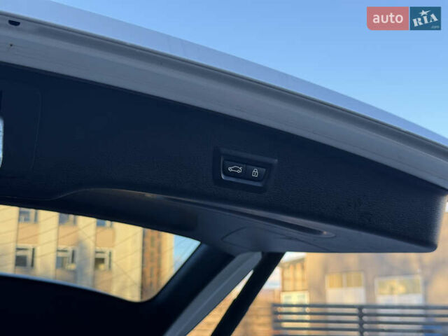 Белый БМВ Х3, объемом двигателя 2 л и пробегом 308 тыс. км за 15000 $, фото 23 на Automoto.ua