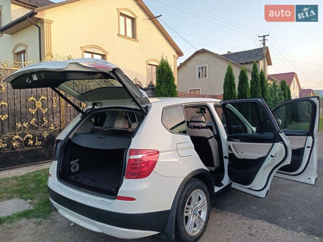 Білий БМВ Х3, об'ємом двигуна 2 л та пробігом 294 тис. км за 10500 $, фото 15 на Automoto.ua