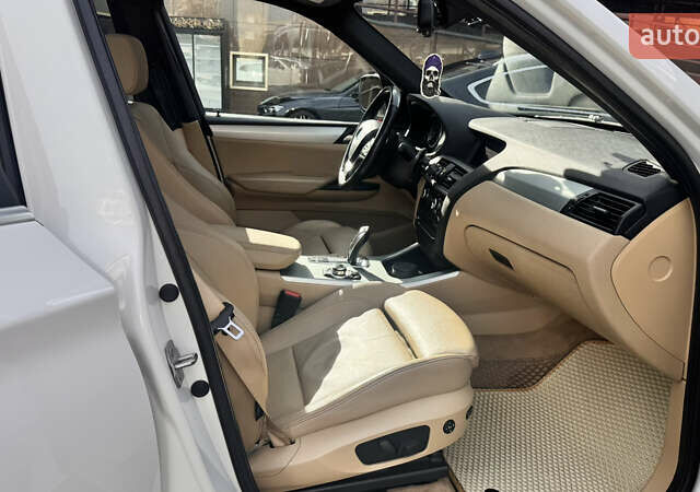 Білий БМВ Х3, об'ємом двигуна 2 л та пробігом 229 тис. км за 14500 $, фото 8 на Automoto.ua