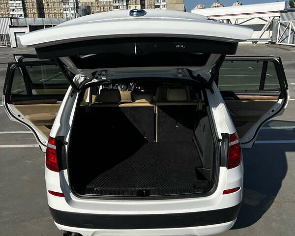 Белый БМВ Х3, объемом двигателя 3 л и пробегом 188 тыс. км за 13200 $, фото 38 на Automoto.ua