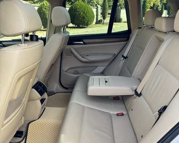 Белый БМВ Х3, объемом двигателя 2 л и пробегом 275 тыс. км за 12500 $, фото 23 на Automoto.ua