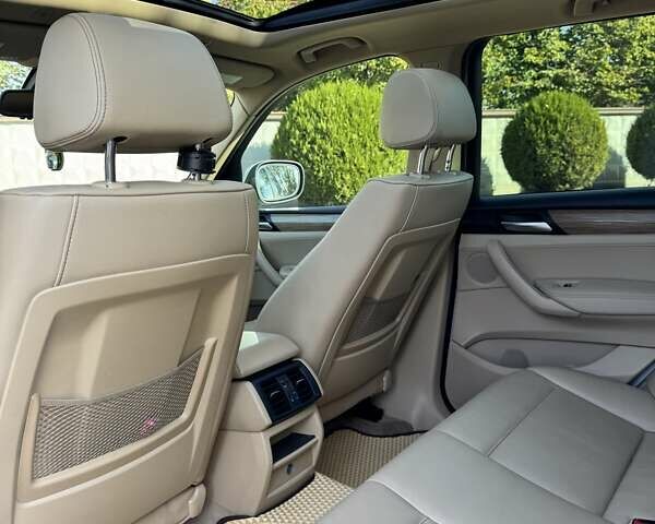 Белый БМВ Х3, объемом двигателя 2 л и пробегом 275 тыс. км за 12500 $, фото 5 на Automoto.ua