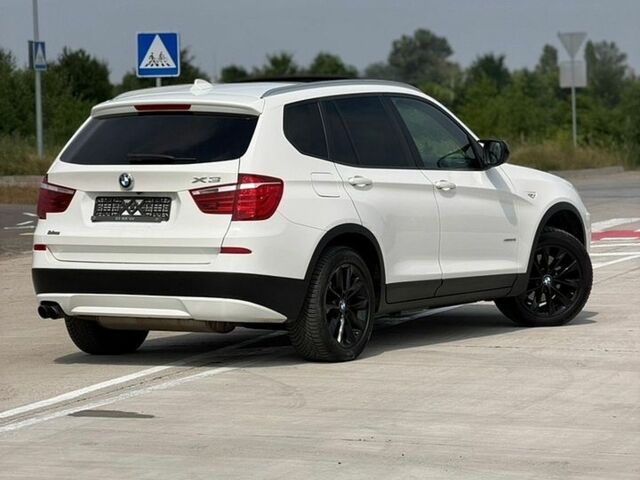 Білий БМВ Х3, об'ємом двигуна 2 л та пробігом 210 тис. км за 13500 $, фото 5 на Automoto.ua