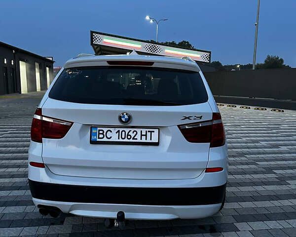 Белый БМВ Х3, объемом двигателя 2 л и пробегом 290 тыс. км за 10500 $, фото 4 на Automoto.ua
