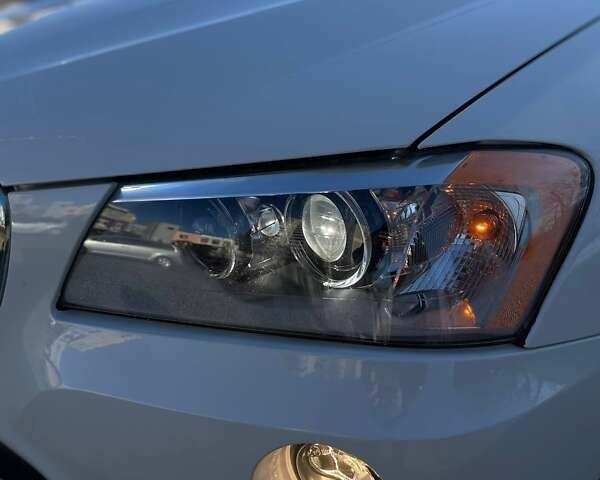Белый БМВ Х3, объемом двигателя 3 л и пробегом 161 тыс. км за 13500 $, фото 9 на Automoto.ua