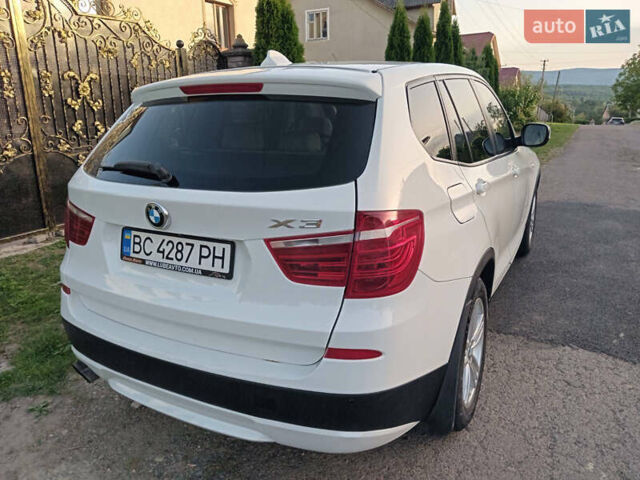 Білий БМВ Х3, об'ємом двигуна 2 л та пробігом 294 тис. км за 10500 $, фото 11 на Automoto.ua