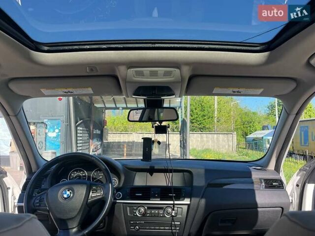 Белый БМВ Х3, объемом двигателя 2 л и пробегом 232 тыс. км за 14000 $, фото 16 на Automoto.ua