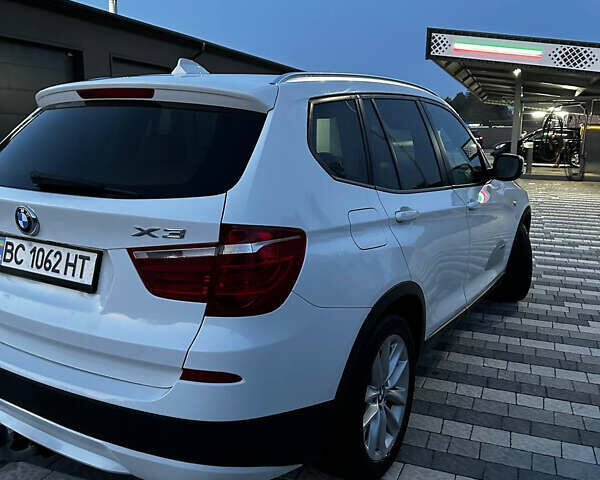 Белый БМВ Х3, объемом двигателя 2 л и пробегом 290 тыс. км за 10500 $, фото 3 на Automoto.ua