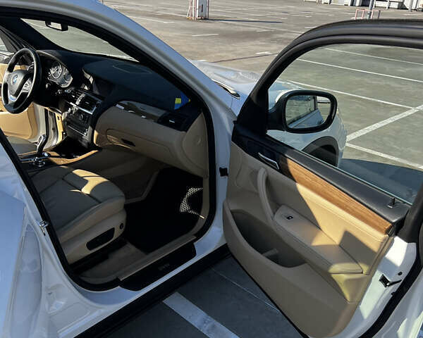 Белый БМВ Х3, объемом двигателя 3 л и пробегом 188 тыс. км за 12900 $, фото 34 на Automoto.ua