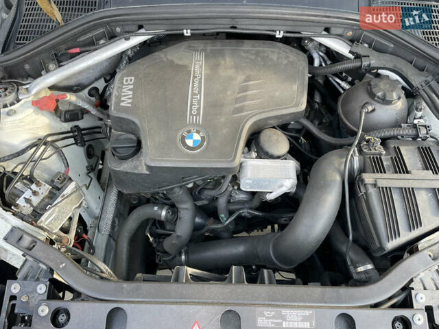 Білий БМВ Х3, об'ємом двигуна 2 л та пробігом 177 тис. км за 13700 $, фото 15 на Automoto.ua