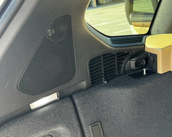 Белый БМВ Х3, объемом двигателя 3 л и пробегом 188 тыс. км за 12900 $, фото 24 на Automoto.ua