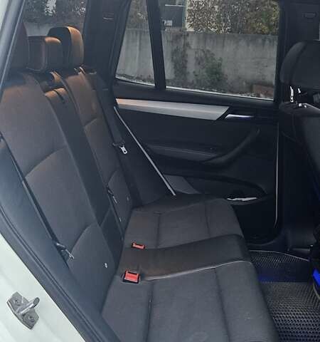 Білий БМВ Х3, об'ємом двигуна 2 л та пробігом 230 тис. км за 16500 $, фото 22 на Automoto.ua