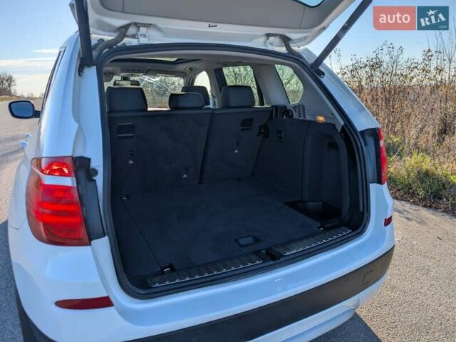 Белый БМВ Х3, объемом двигателя 2 л и пробегом 167 тыс. км за 13799 $, фото 13 на Automoto.ua