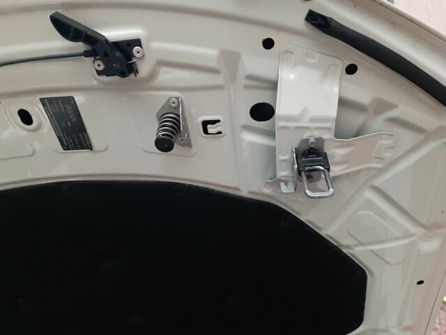 Белый БМВ Х3, объемом двигателя 2 л и пробегом 113 тыс. км за 14500 $, фото 19 на Automoto.ua