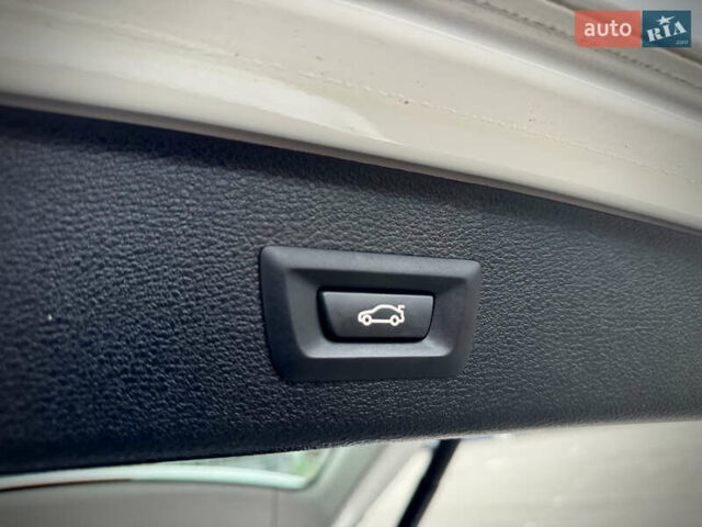 Белый БМВ Х3, объемом двигателя 2 л и пробегом 190 тыс. км за 13200 $, фото 28 на Automoto.ua