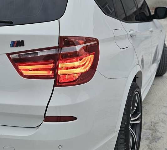 Білий БМВ Х3, об'ємом двигуна 2 л та пробігом 230 тис. км за 16500 $, фото 15 на Automoto.ua