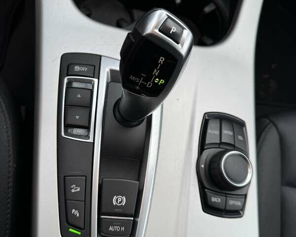 Білий БМВ Х3, об'ємом двигуна 2 л та пробігом 179 тис. км за 12800 $, фото 12 на Automoto.ua